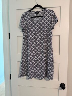 MSK Navy and White Scallop-Print Short Sleeve Mini Dress